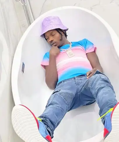 photo by web.facebook.com