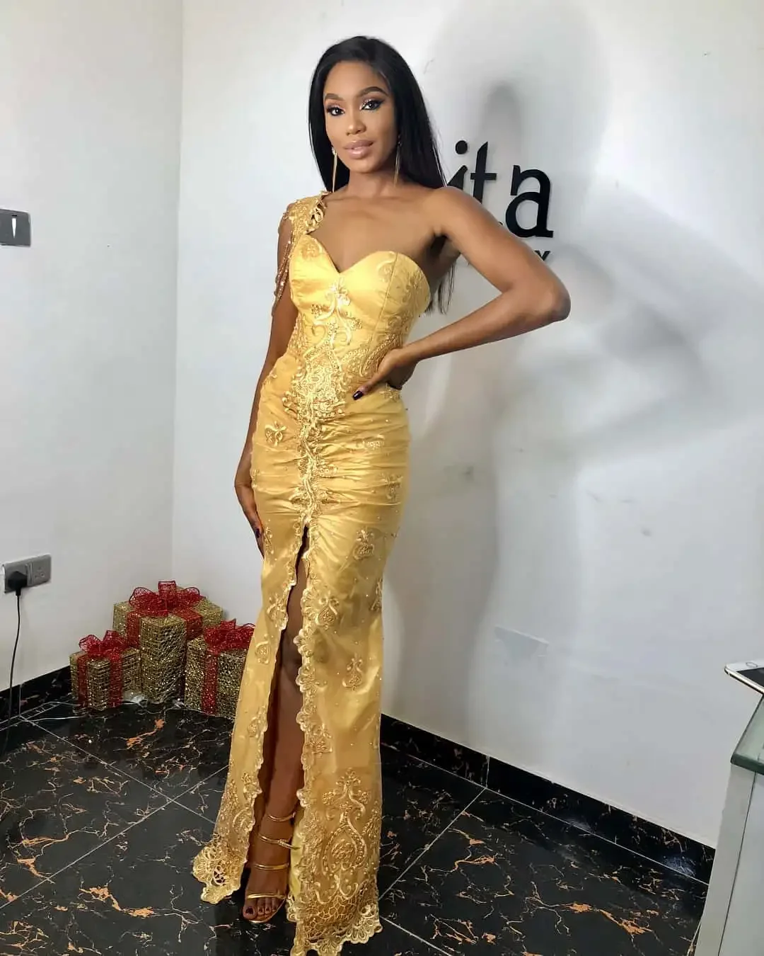 Sharon Ooja image 15