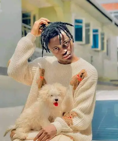 photo by thefamousnaija.com