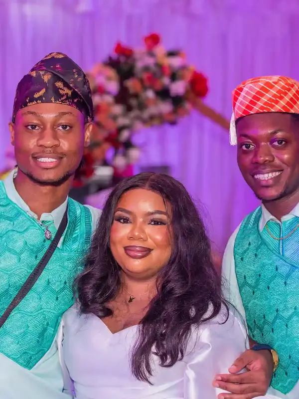 photo by web.facebook.com