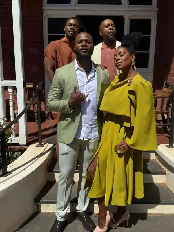 photo by web.facebook.com