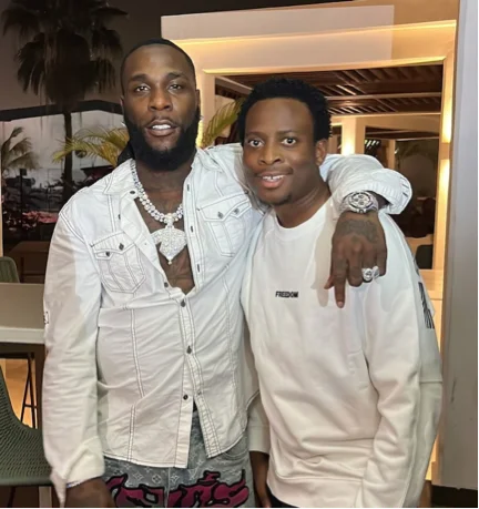 Sydney Talker image 3