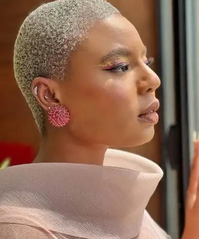 photo by facebook.com