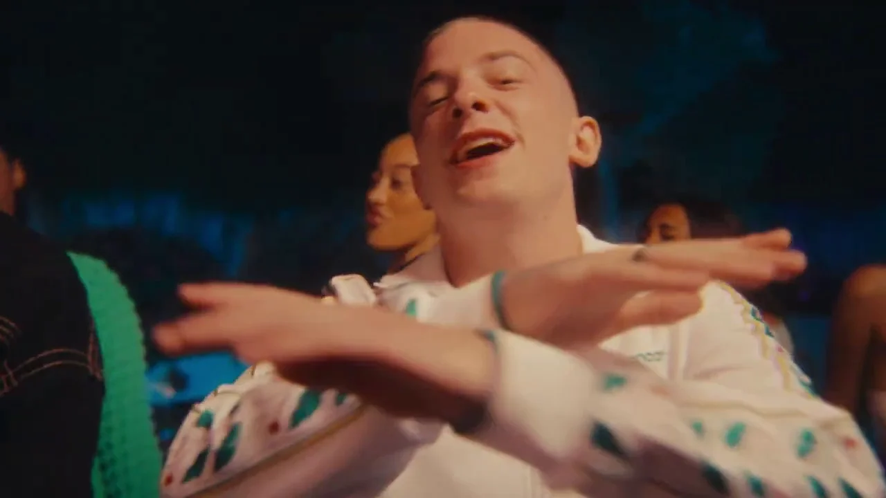 Phyno, Arrdee image 10