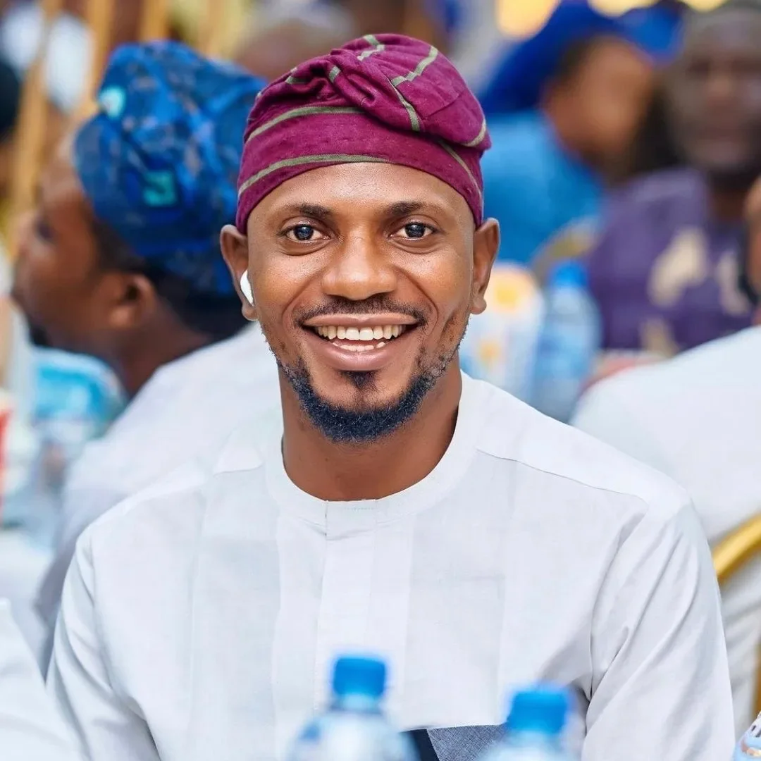 Olohuniyo dp picture