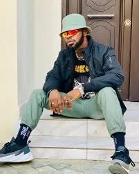 Broda Shaggi image 4