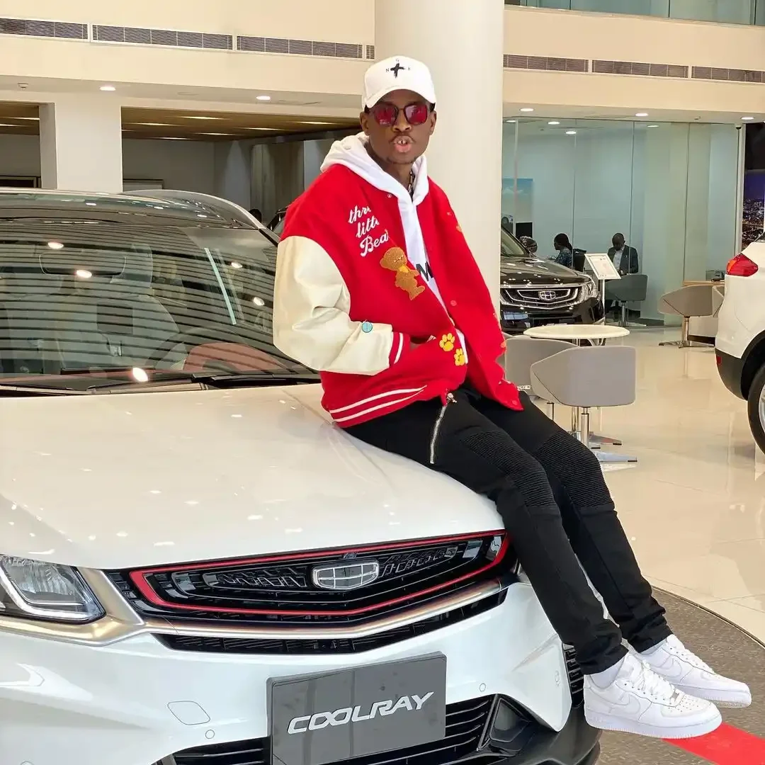 Sydney Talker image 2