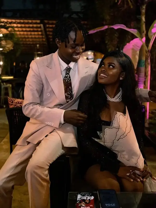 photo by web.facebook.com