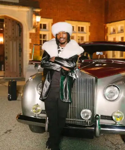 photo by web.facebook.com