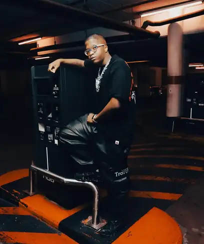 photo by web.facebook.com