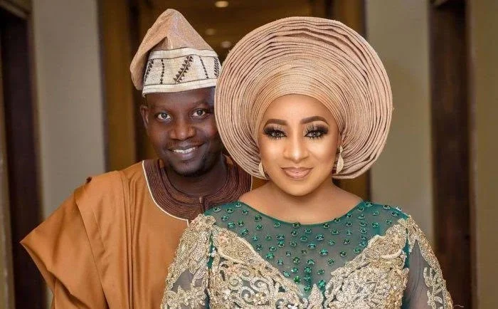 Mide Martins image 6