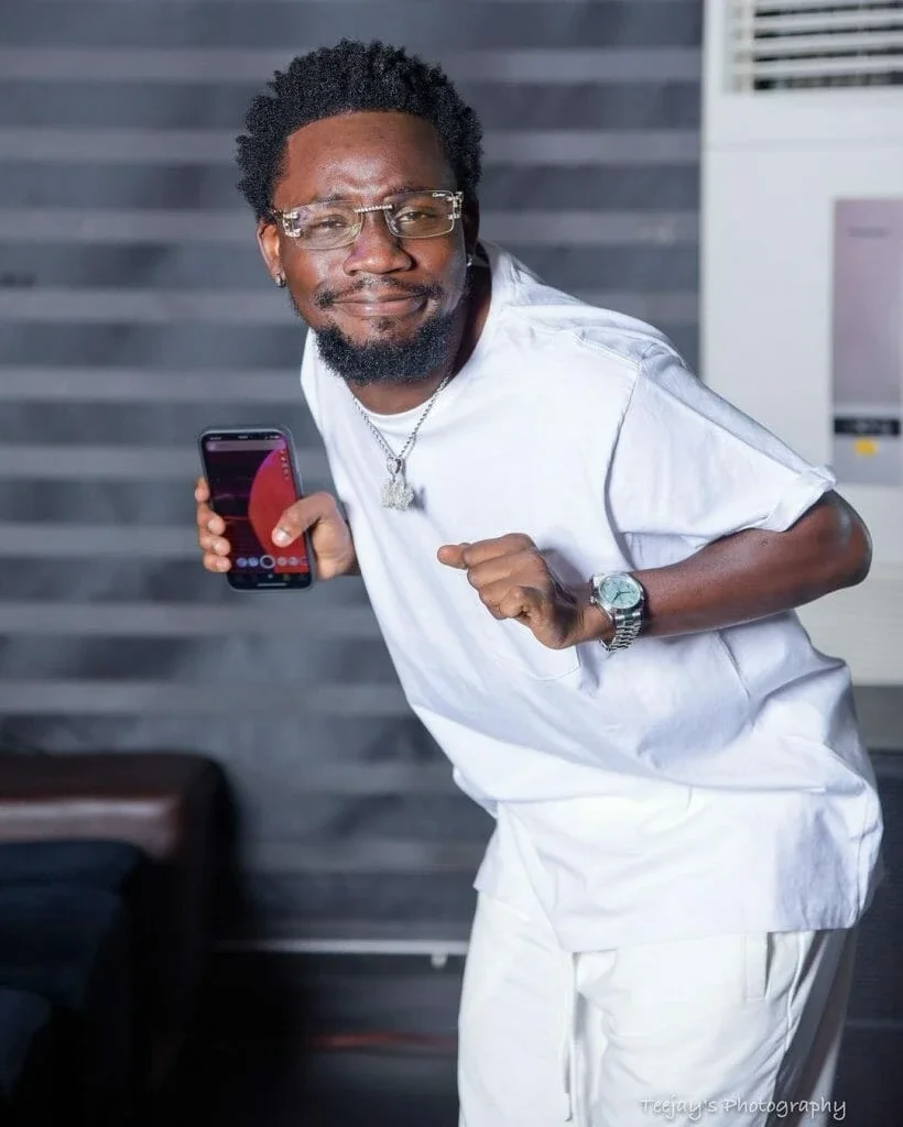 Officer Woos image 2