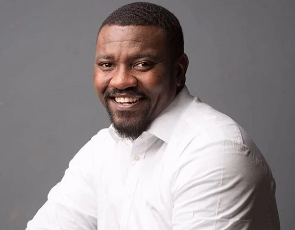 John Dumelo image 0