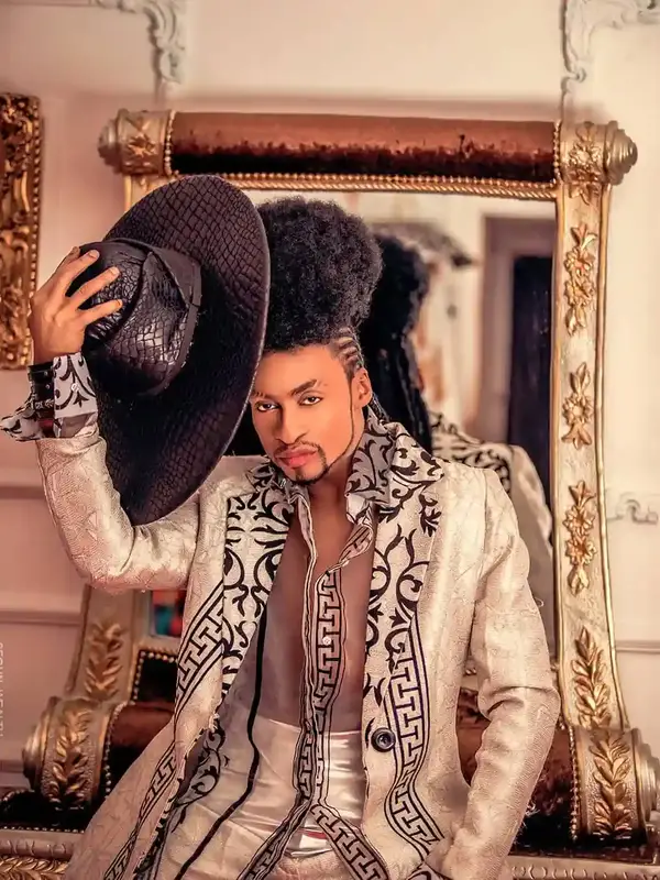 photo by olorisupergal.com