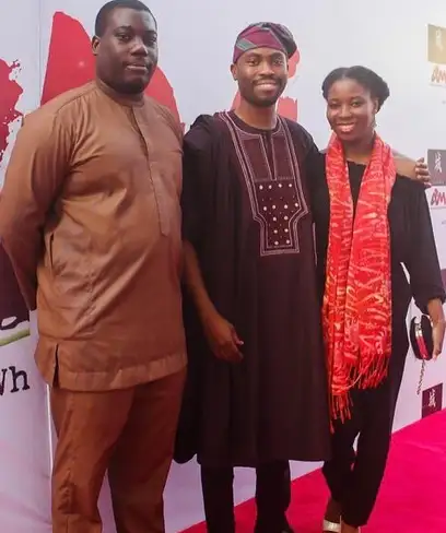 photo by web.facebook.com