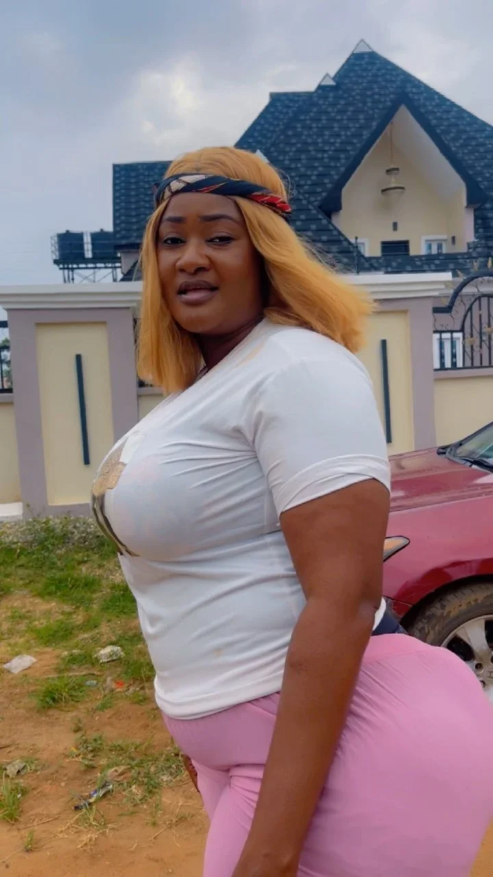 Biola Adekunle image 0