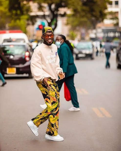 Broda Shaggi image 26