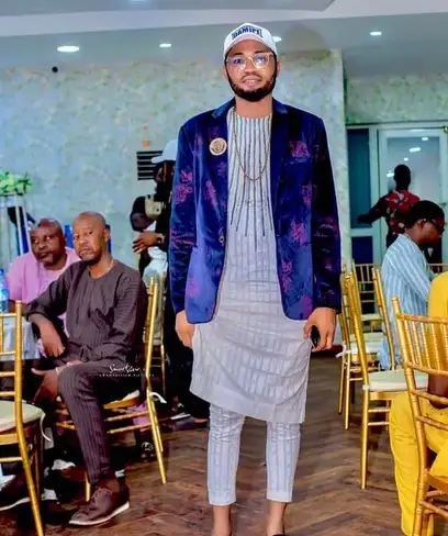 photo by web.facebook.com