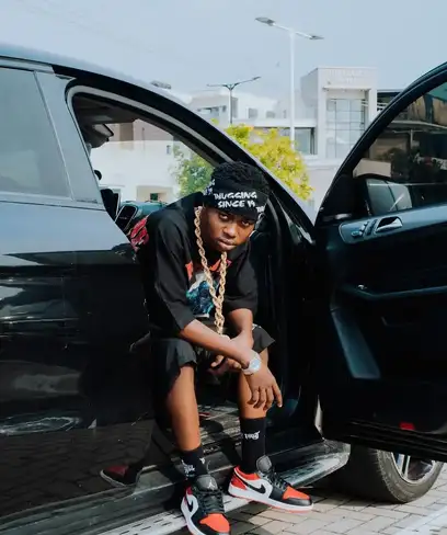 photo by web.facebook.com