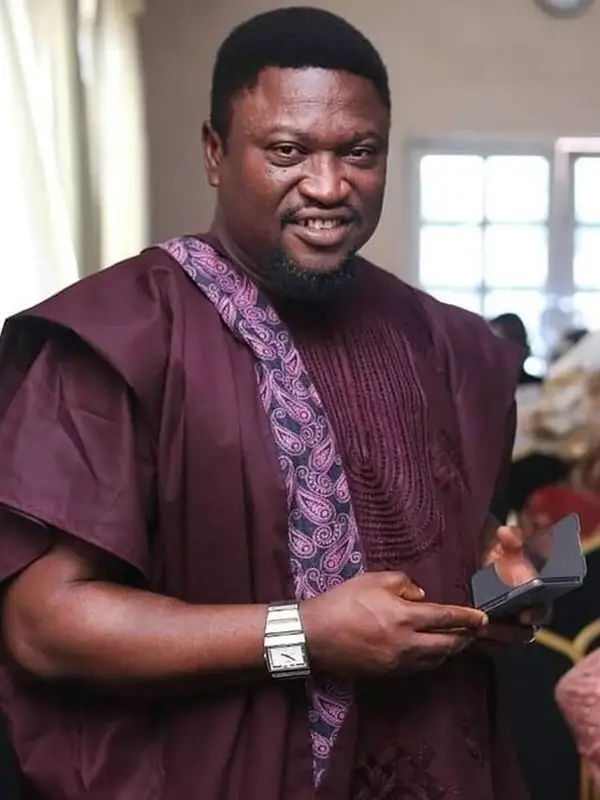 photo by tessilimikamarou