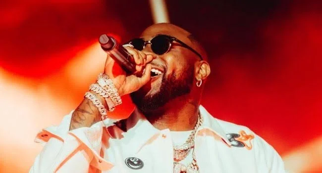 Davido image 17
