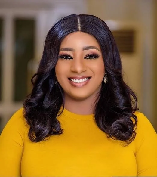 Mide Martins image 11