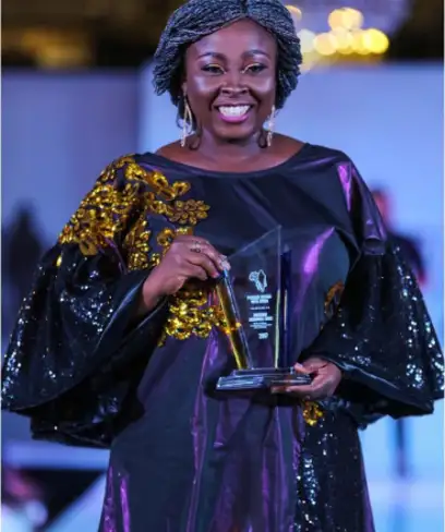 photo by olorisupergal.com