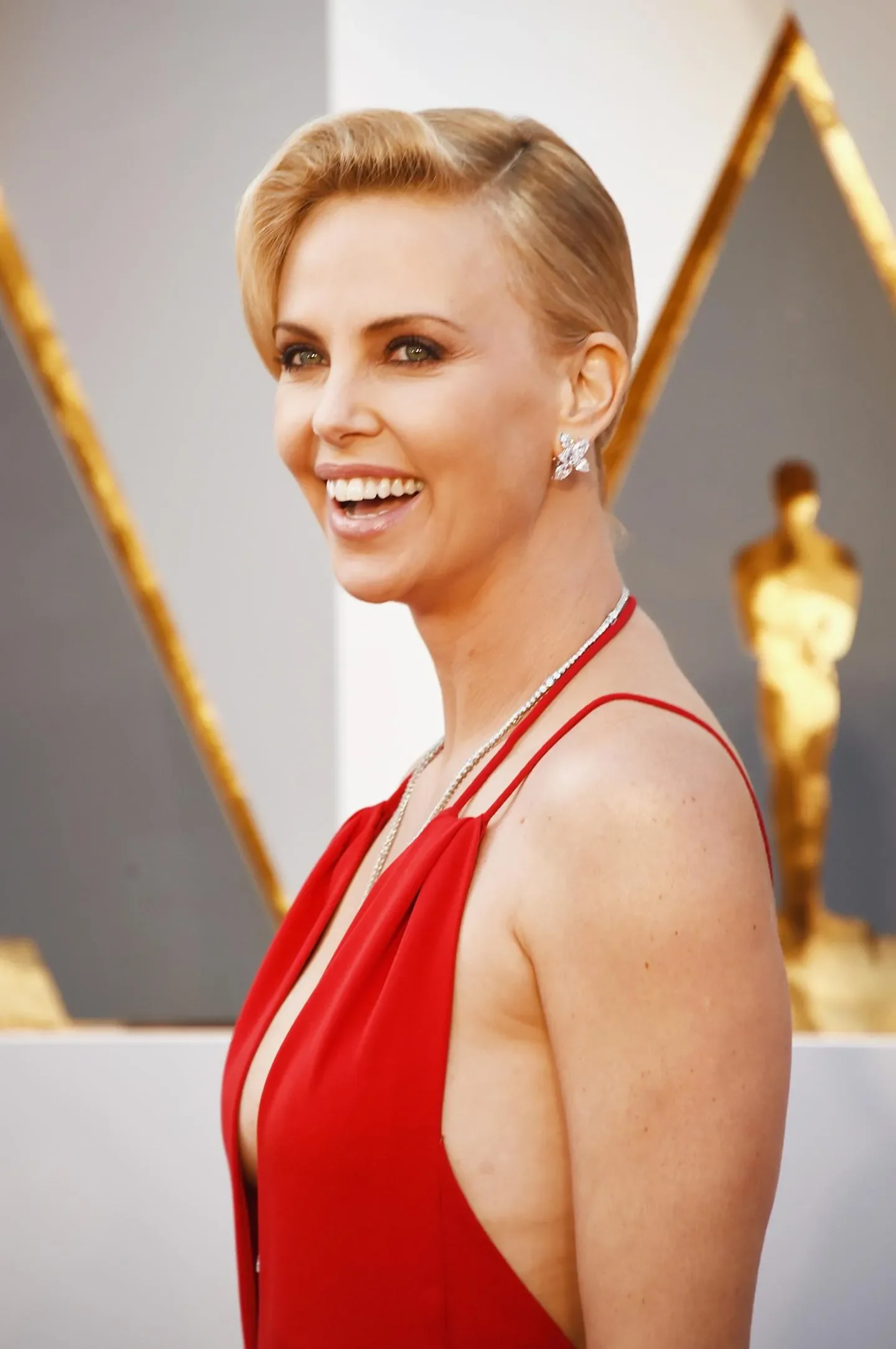 Charlize Theron image 0