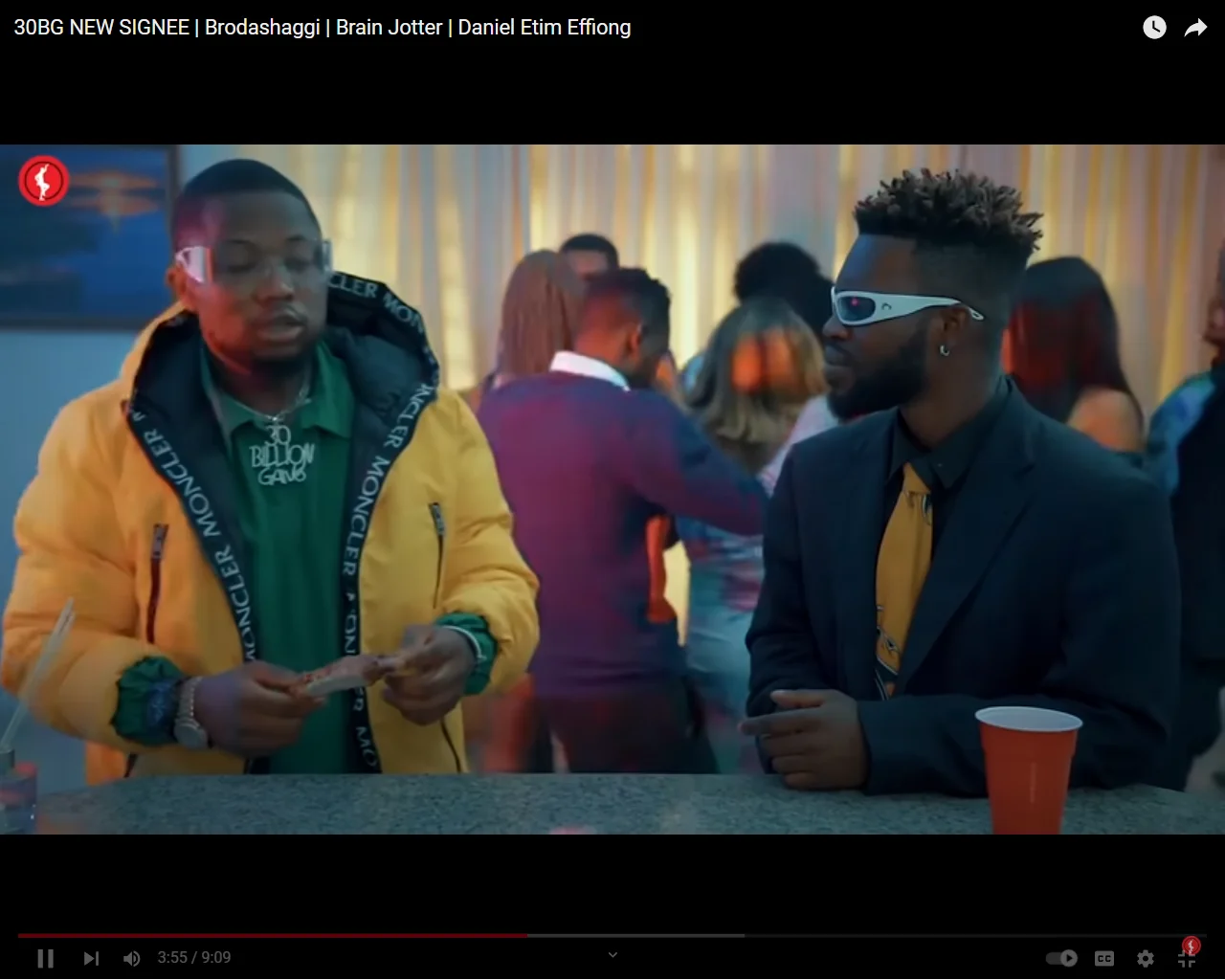 30BG NEW SIGNEE image 2