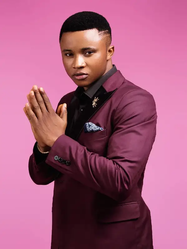 photo by thefamousnaija.com