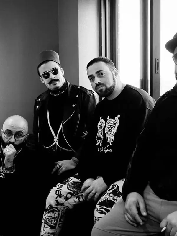 photo by web.facebook.com