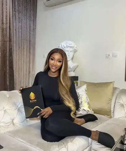 photo by web.facebook.com