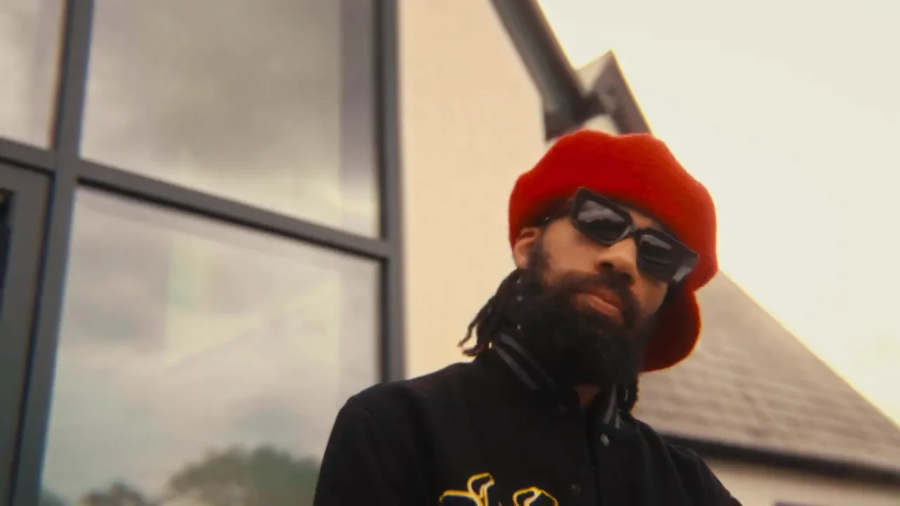 Phyno, Arrdee image 2