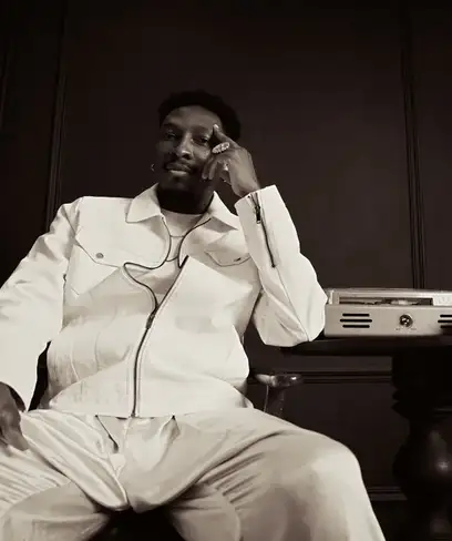 photo by open.spotify.com