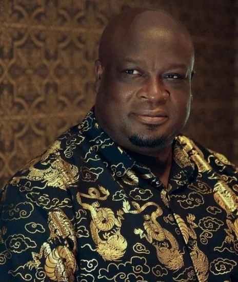 Robert Peters dp picture