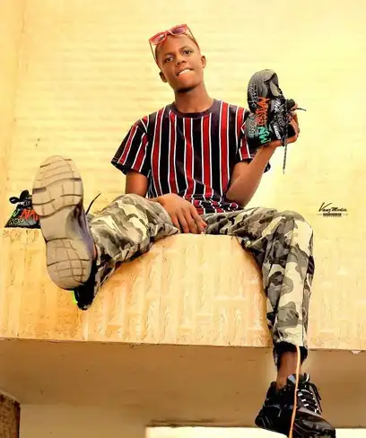 photo by web.facebook.com