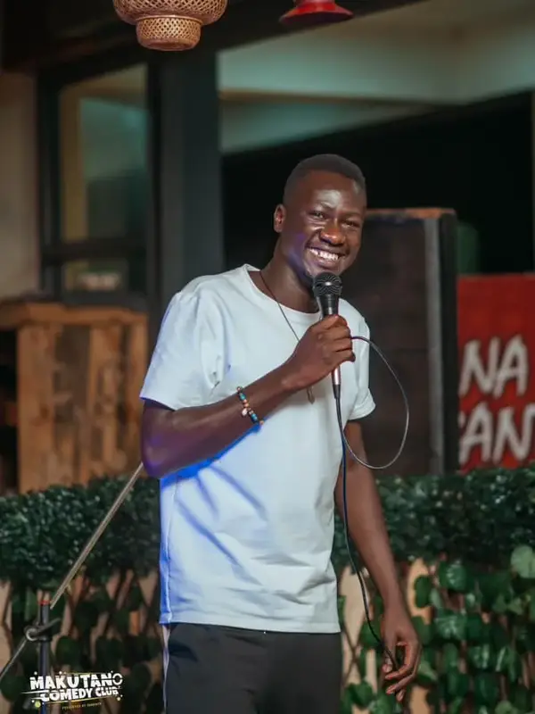 photo by web.facebook.com