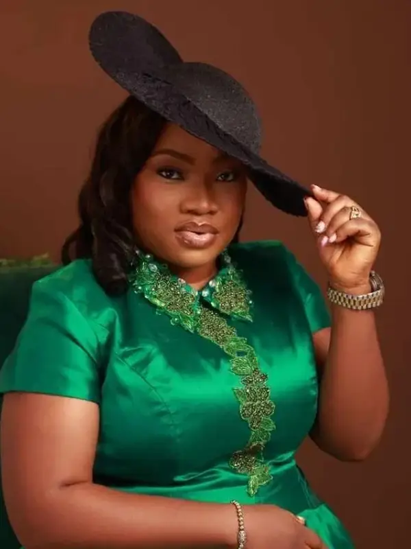 photo by web.facebook.com