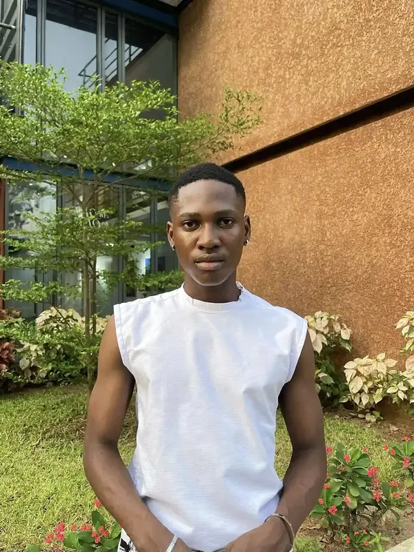 photo by web.facebook.com