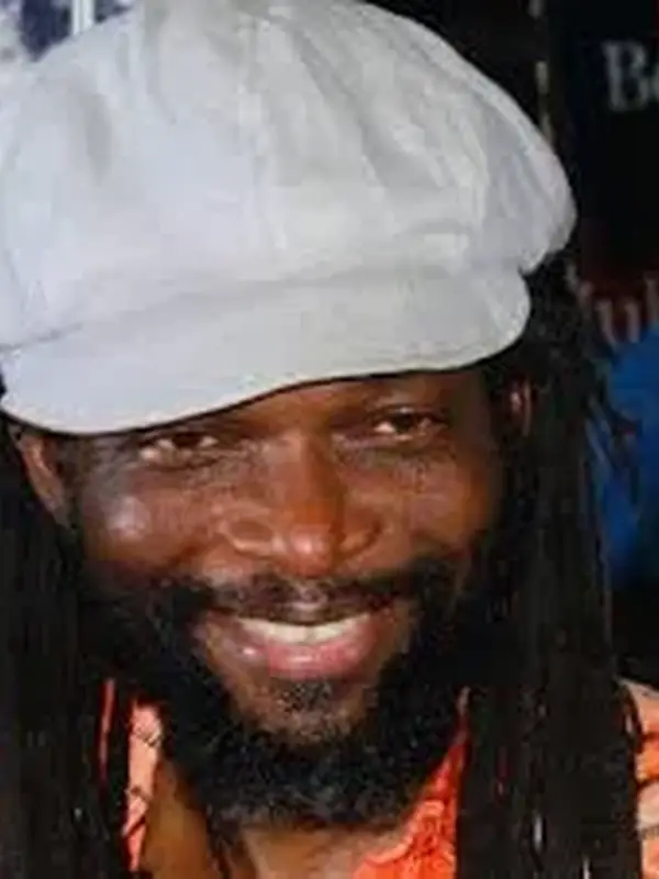 photo by facebook.com