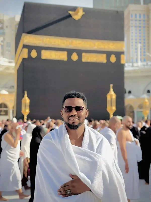 photo by web.facebook.com