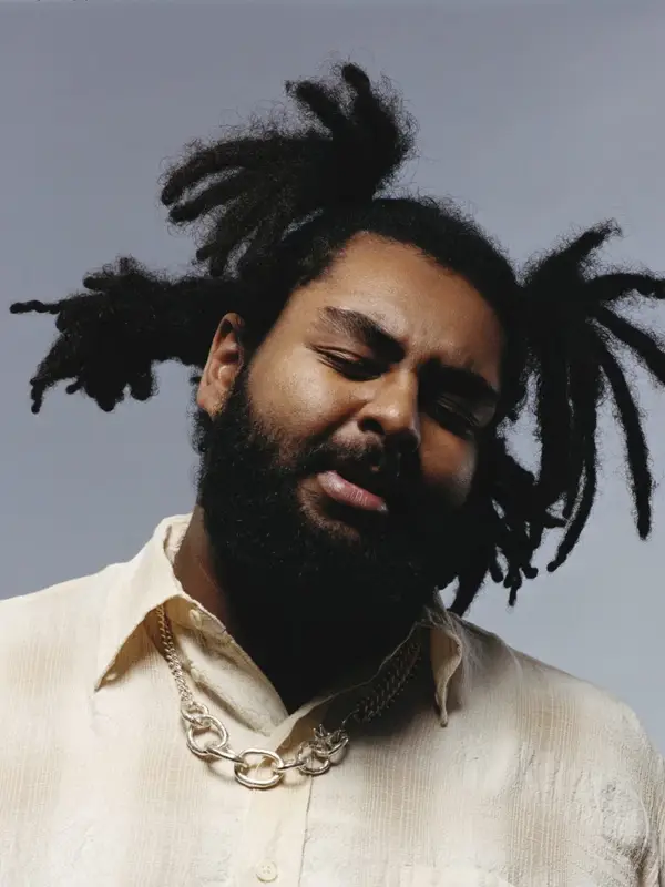 photo by clashmusic.com