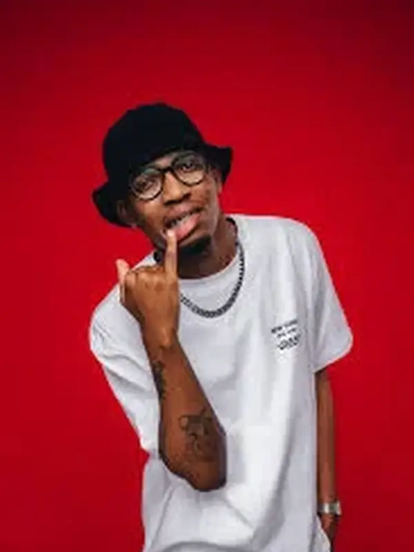 photo by facebook.com