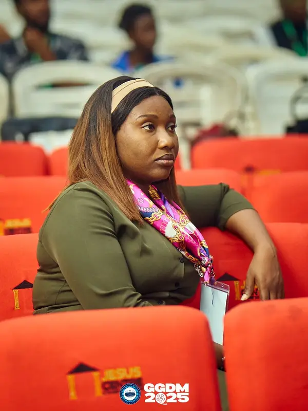 photo by web.facebook.com