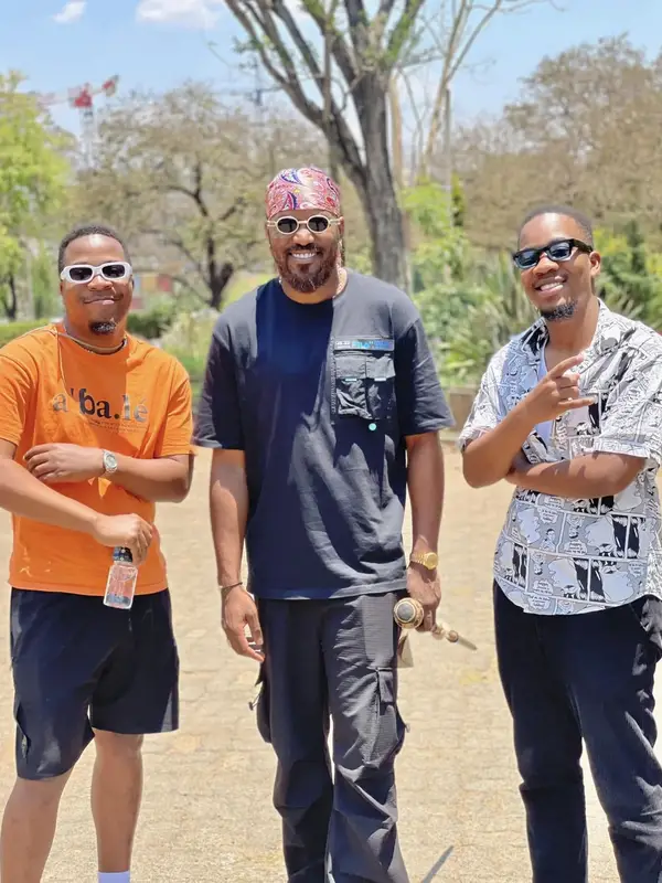 photo by web.facebook.com