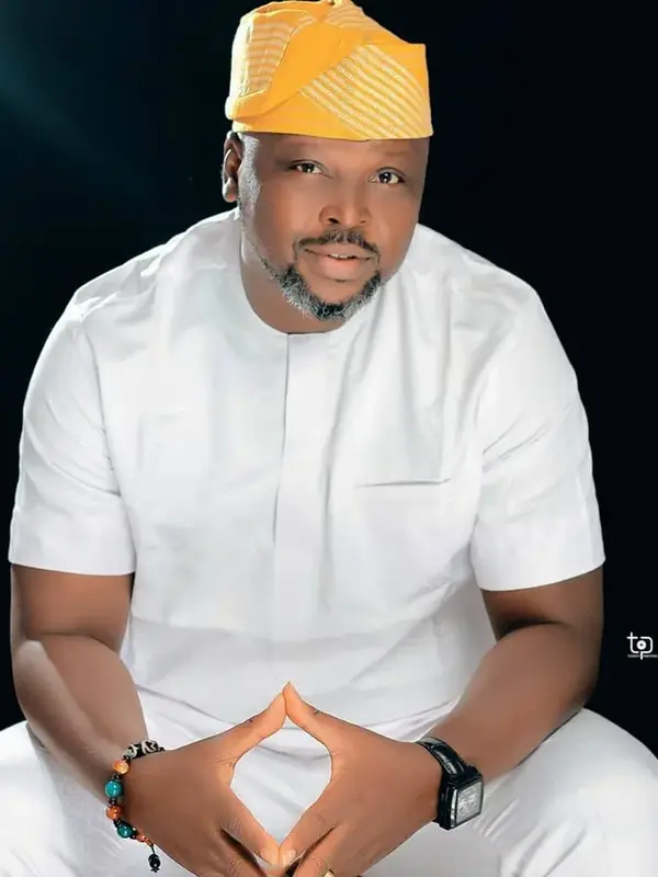 photo by web.facebook.com