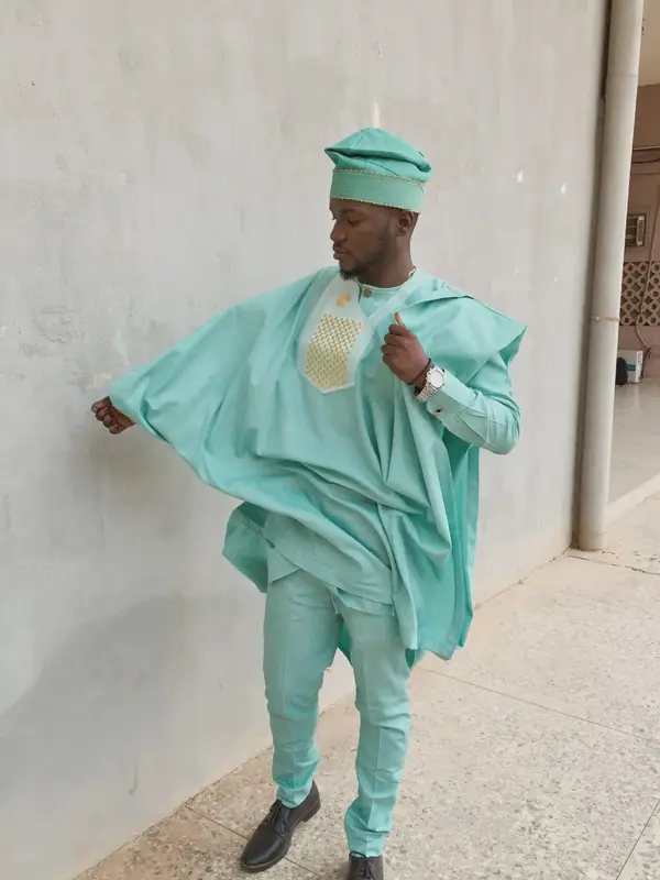 photo by web.facebook.com