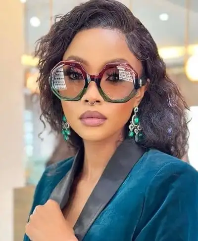 thedailybiography.com