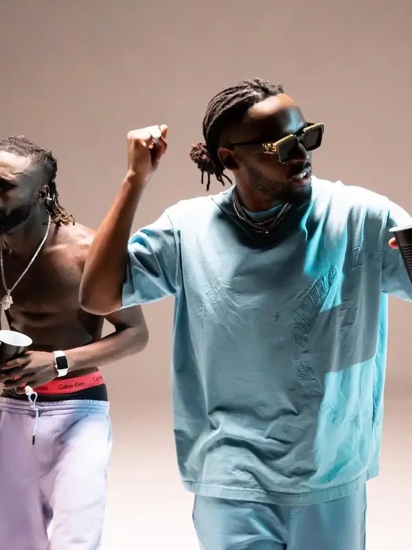 photo by web.facebook.com