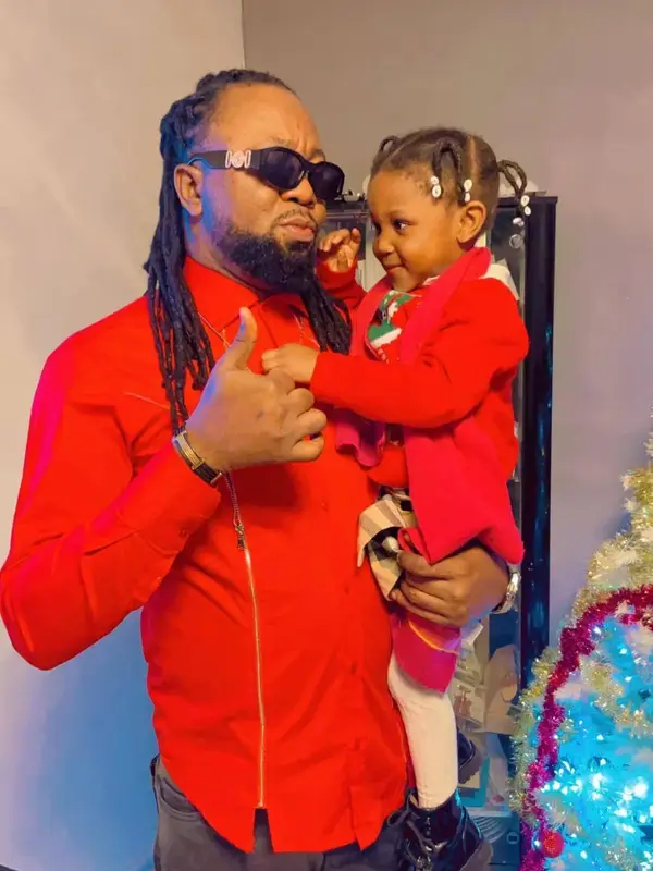 photo by web.facebook.com